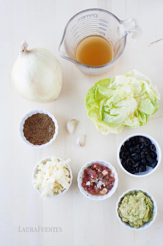Tacos en Cups de Lechuga Ten lista la cena en 15 min con esta receta. Todo el sabor clásico de los tacos , siendo una receta libre de gluten y de grano. Os va a gustar a todos.