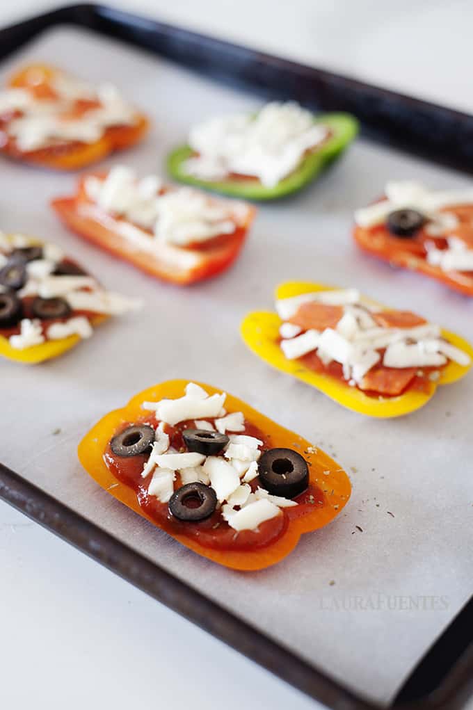 Las pizzas de pimiento son una opción saludable y deliciosa para los niños.