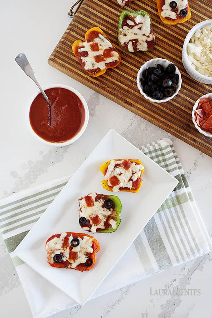 Las pizzas de pimiento son una opción saludable y deliciosa para los niños.