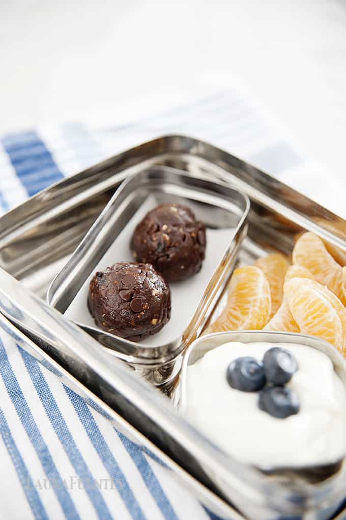 bites de chocolate - bocaditos saludables de chocolate con proteina y fibra