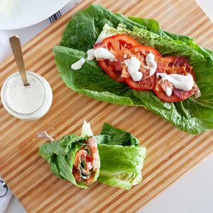 wrap de lechuga y tomate