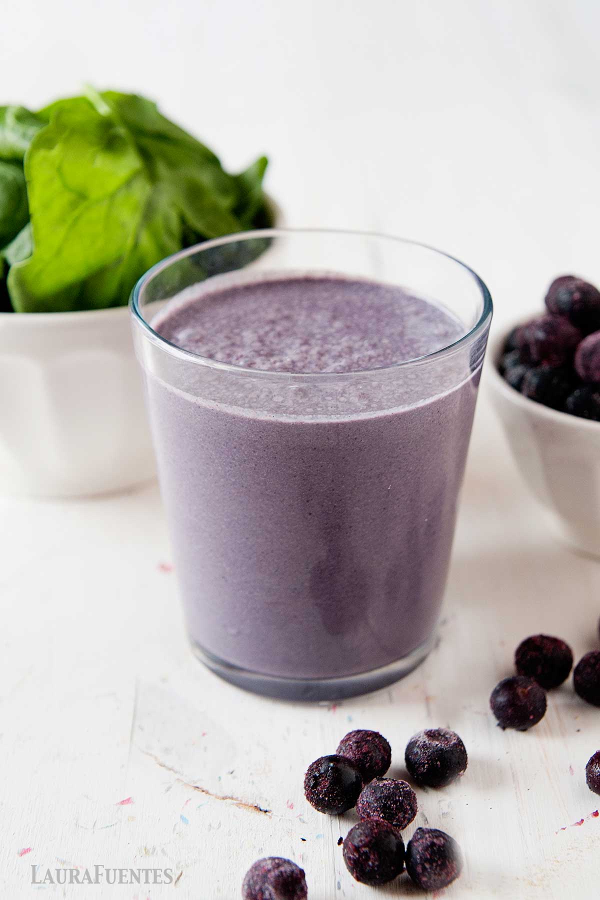 batido de arandanos en un vaso