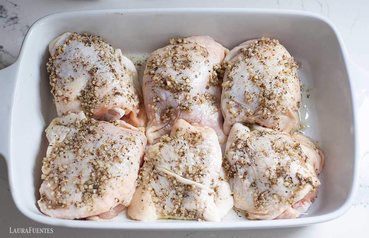 muslos de pollos al ajillo