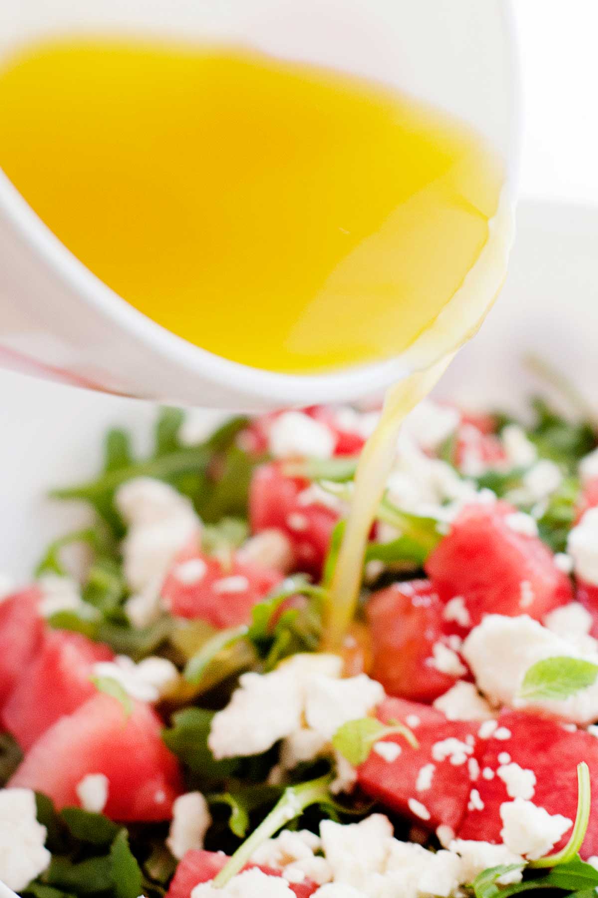 ensalada de sandía con vinagreta de naranja