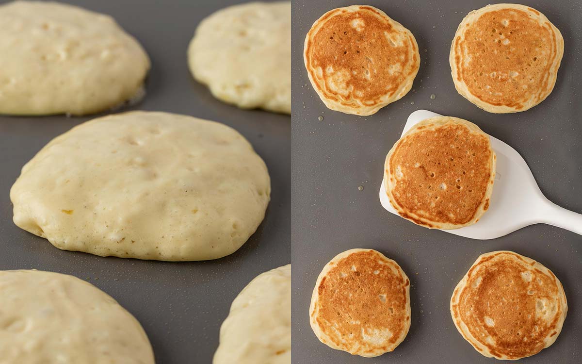 izquierda: tortitas cocinándose en una plancha; derecha: cuatro tortitas cocidas y una espátula levantando otra tortita cocida